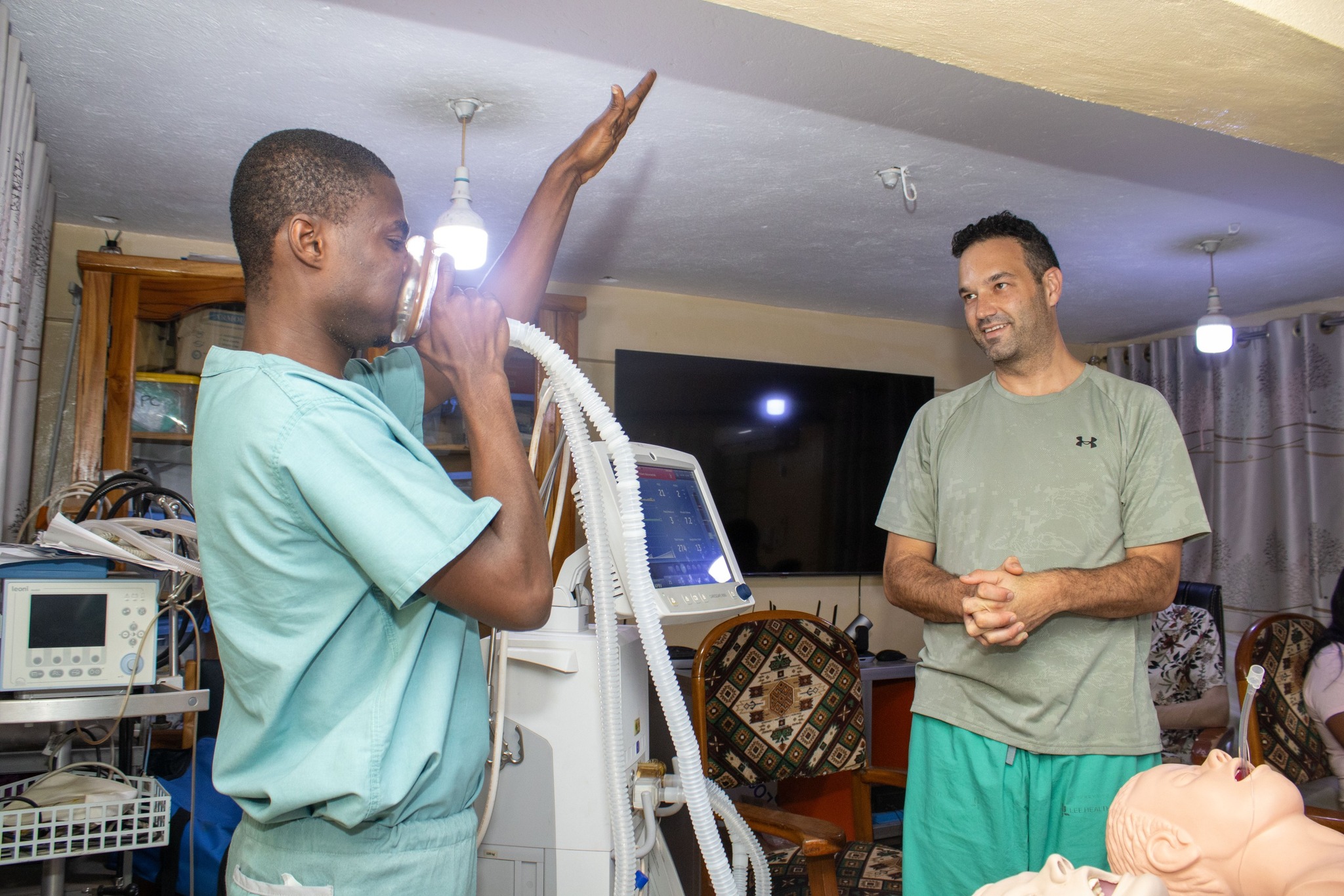 <p>Capacity building on Fundamental Critical Care Support by Operation International, Team Canada</p>